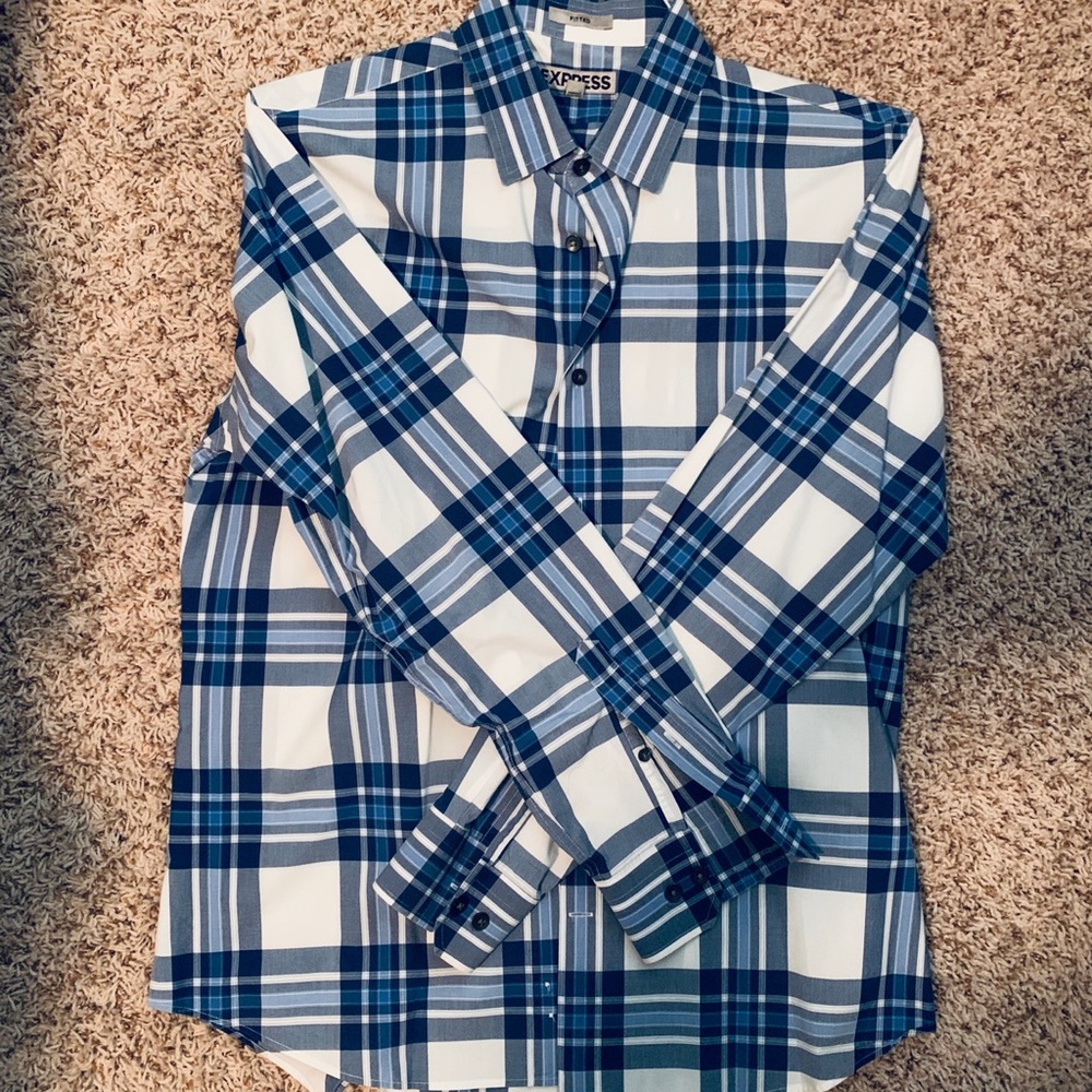 Express Button Down